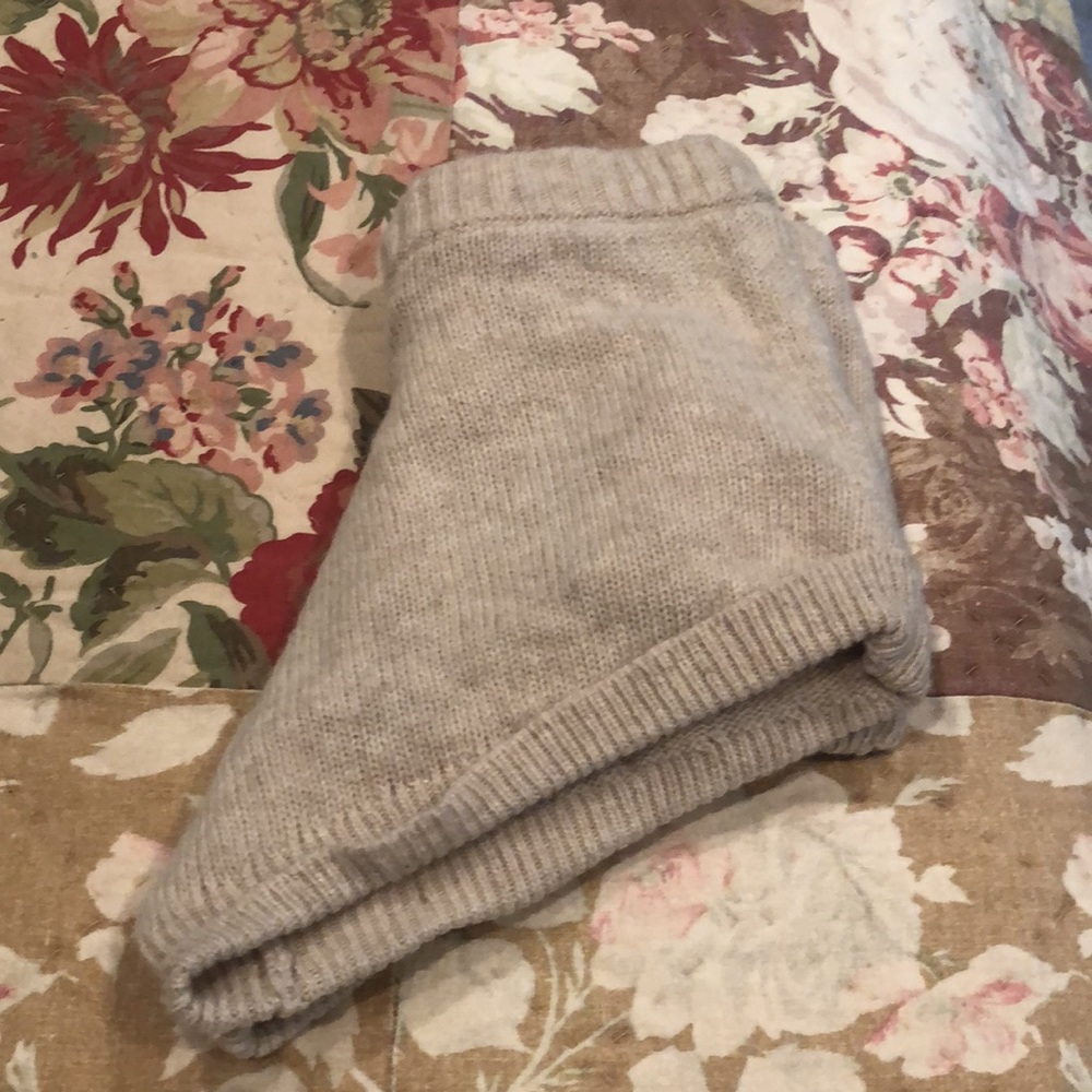 Spell Shorts - Picture 2 of 6